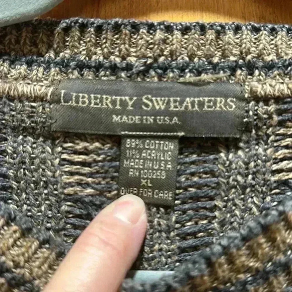 Men’s cable knit sweater size XL - Picture 2 of 4